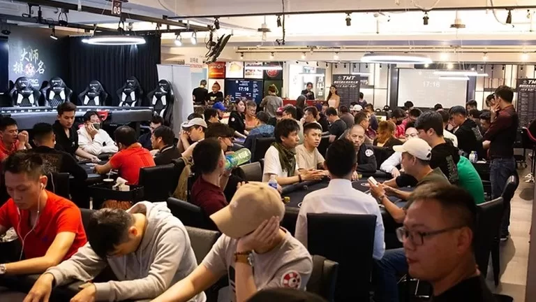 線下德州撲克俱樂部